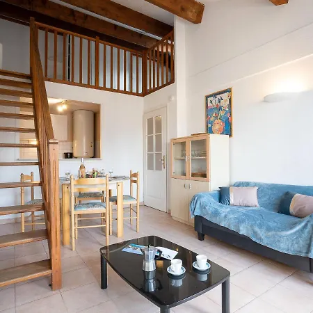 Port Quietude-1 By Interhome
