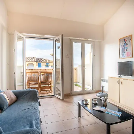 Port Quietude-1 By Interhome アパート